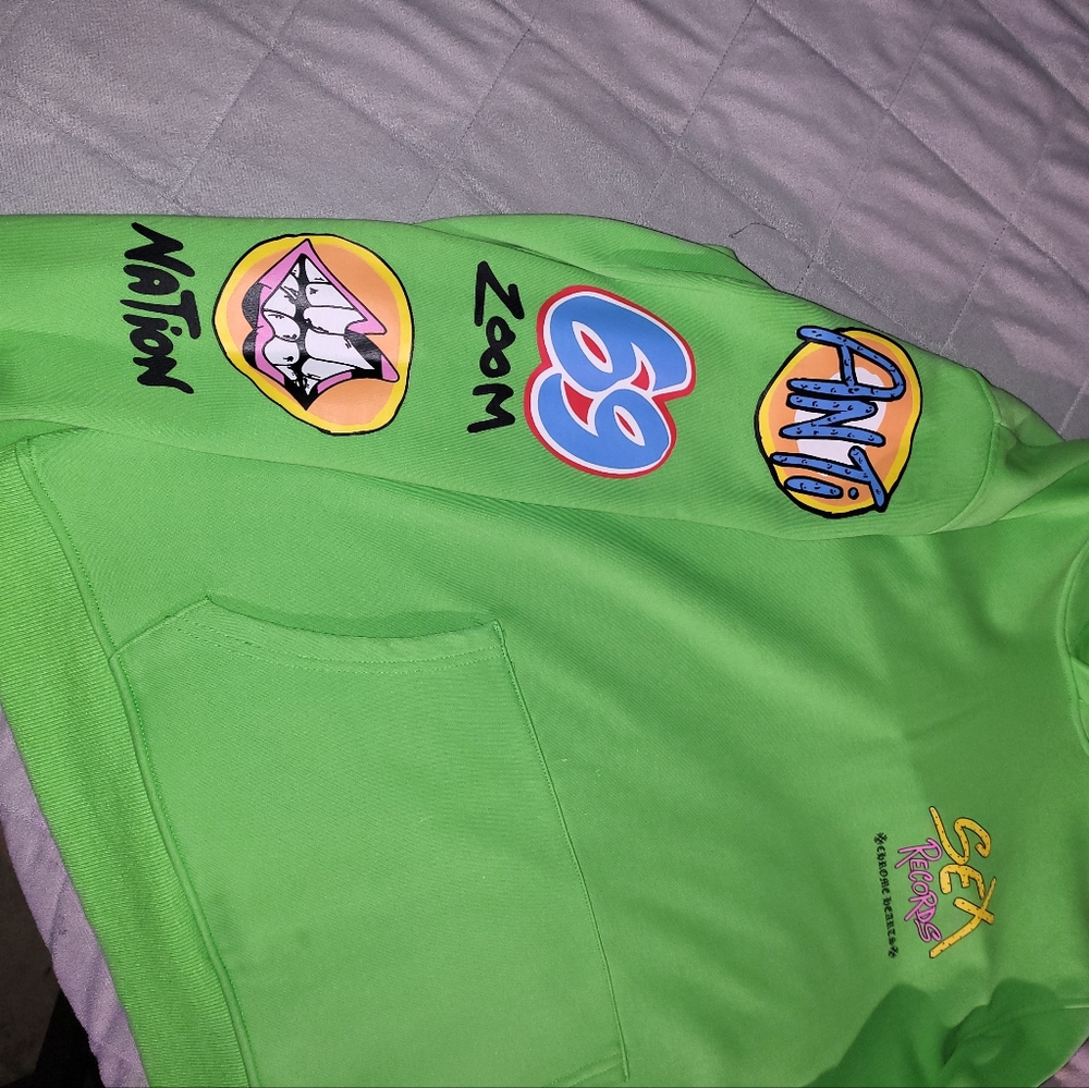 Bright Green Graphic Hoodie Sweatshirt - Men - Picture 3 of 7